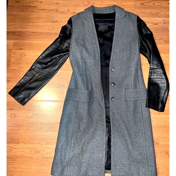 Alexander Wang 'Anthracite' Wool Blend with Croc Sleeves Grey Coat - Picture 2 of 9